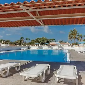 casa-sandra-costa-del-silencio.in-canary-islands.com/